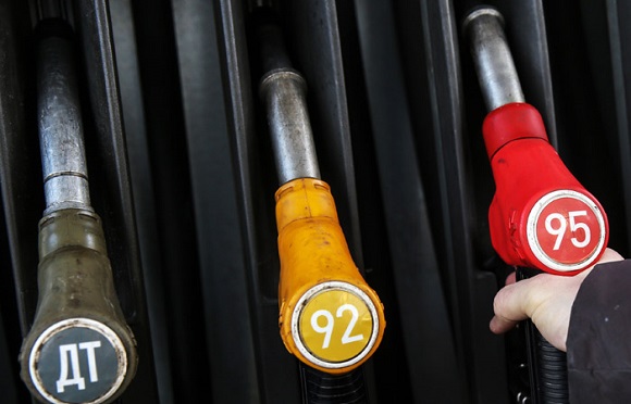 Бензины в октябре - осеннее обострение весеннего кризиса. Обзор